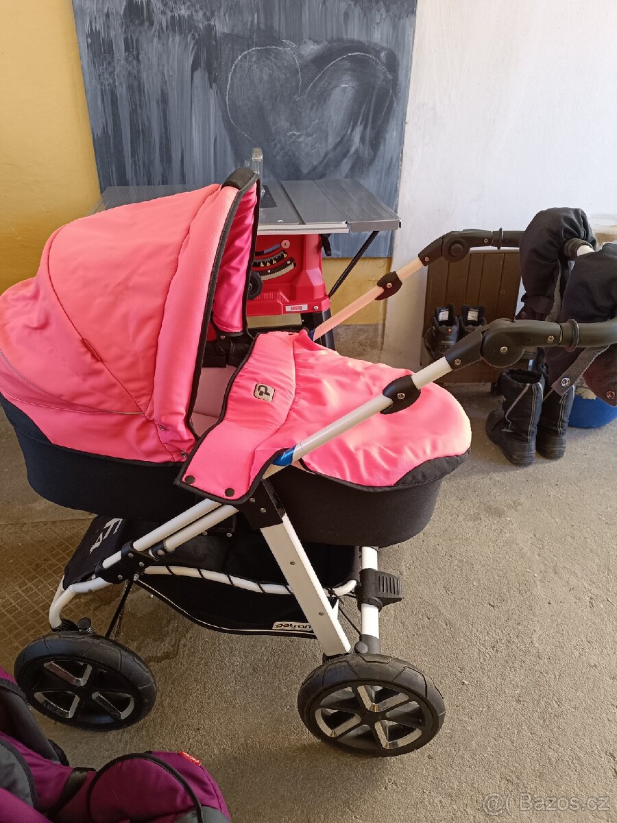 Kočárek a vajíčko Zn. Patron