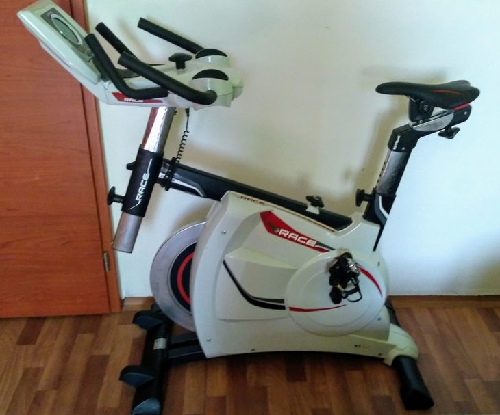 cyklotrenažer kettler race