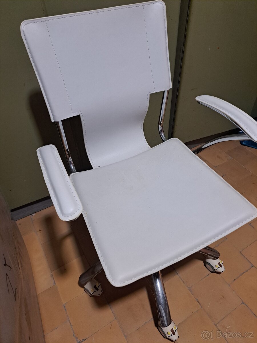 Kancelářská židle