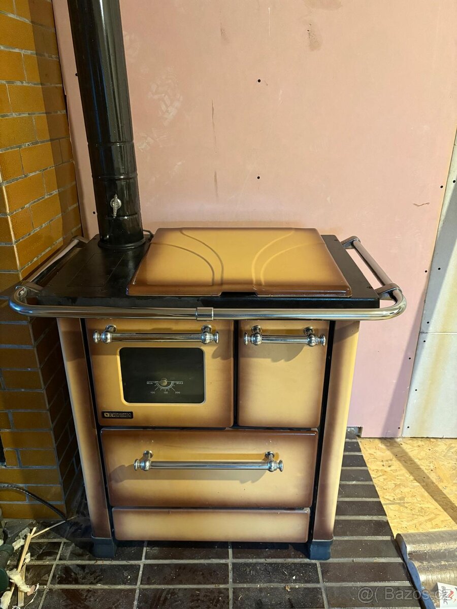 Kamna nordica, plotna + trouba