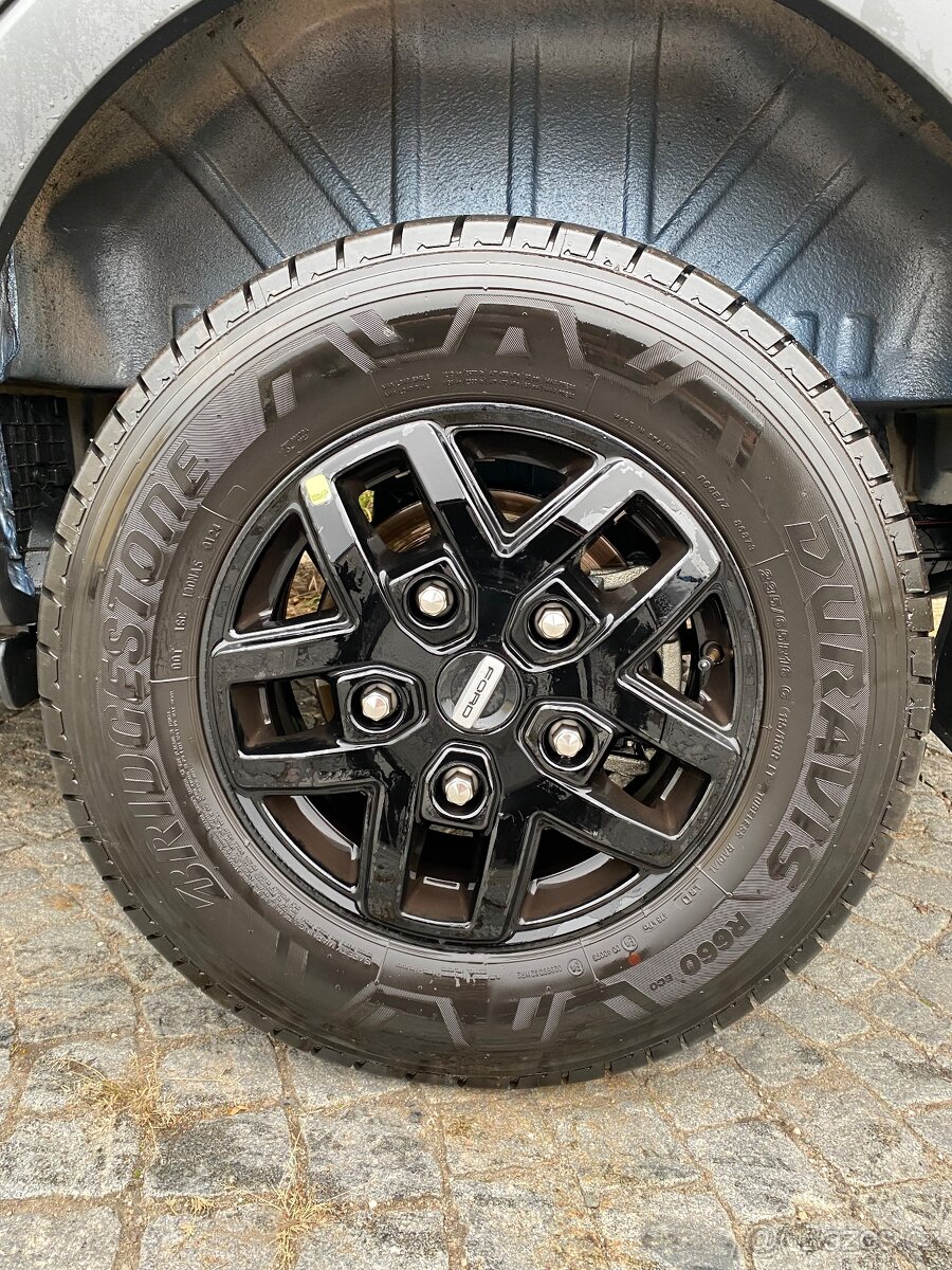 BRIDGESTONE DURAVIS 235/65 R16C