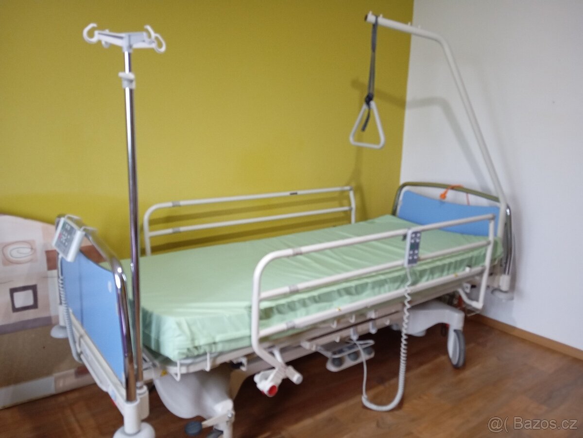 Elektrická postel polohovací