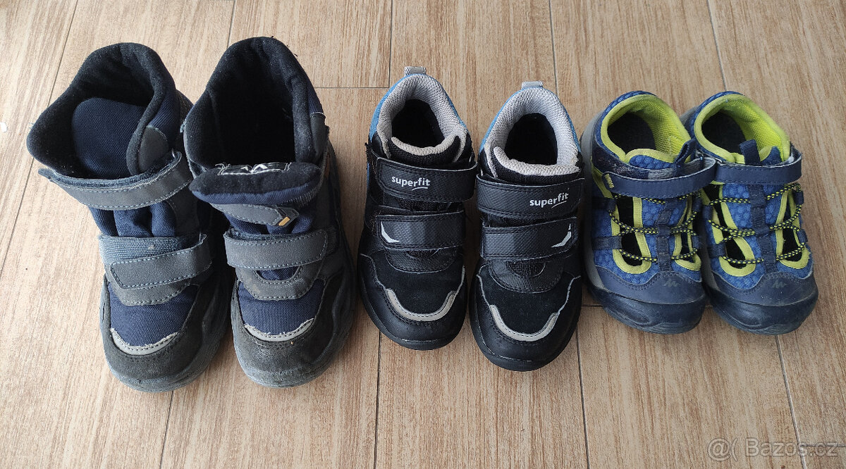 Prodám dětskou obuv (vel. 28, 29, 30)