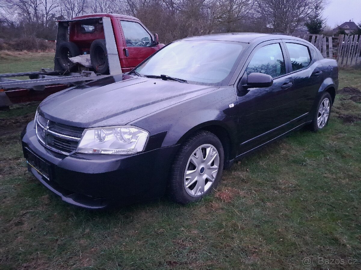 Dodge Avenger 2.0 benzin