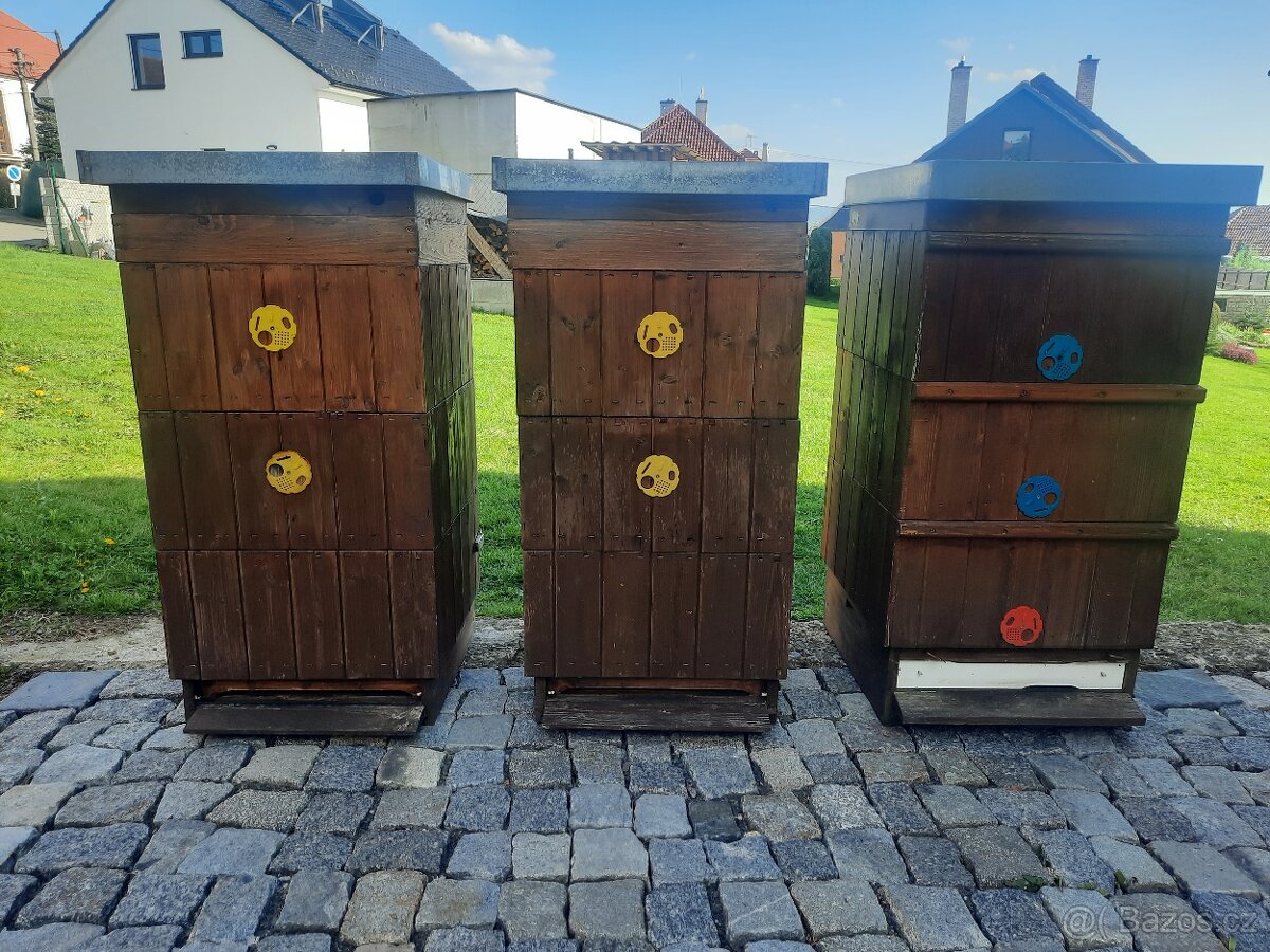 Včelí úly