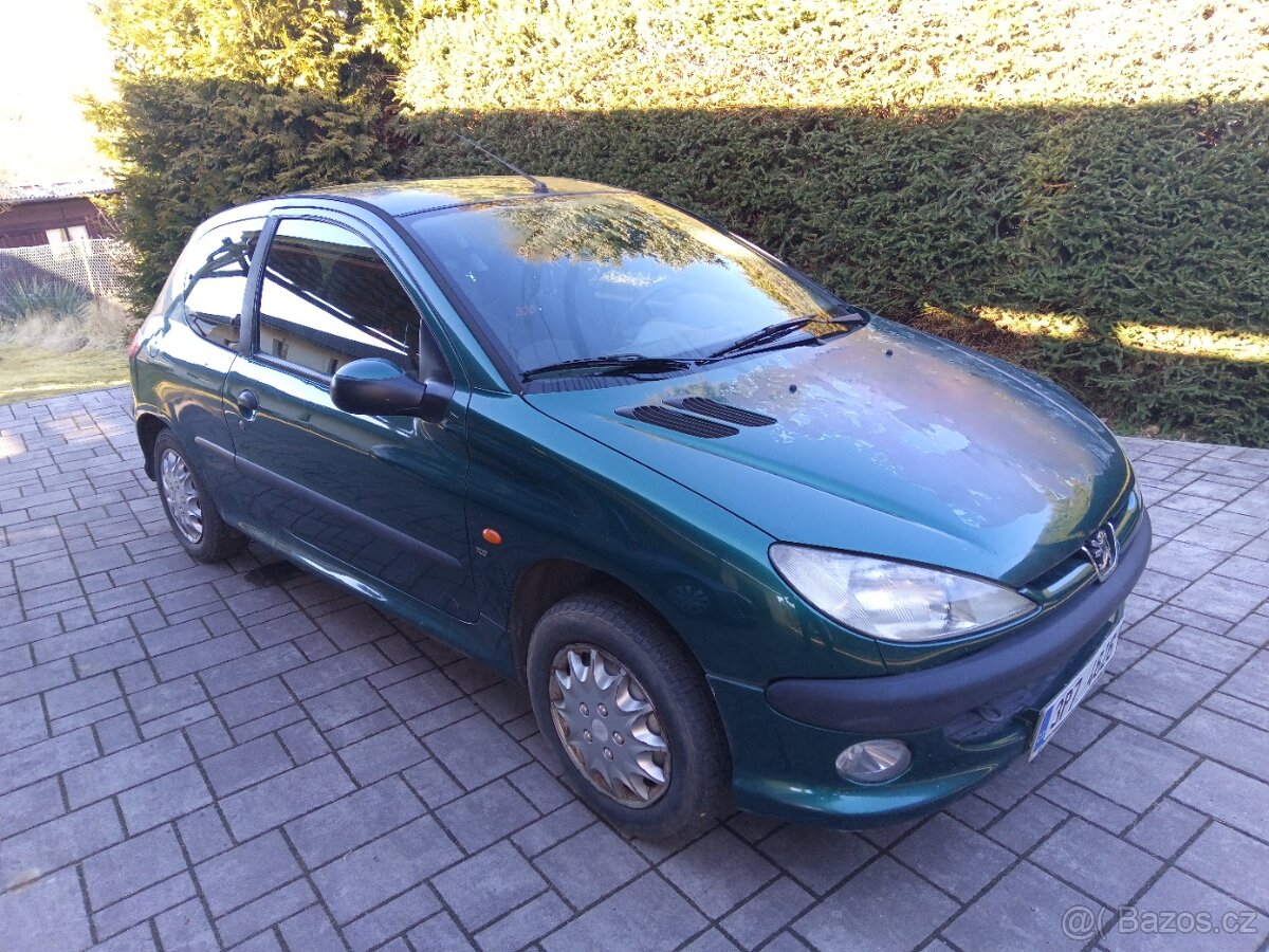 Peugeot 206 1.4 benzin