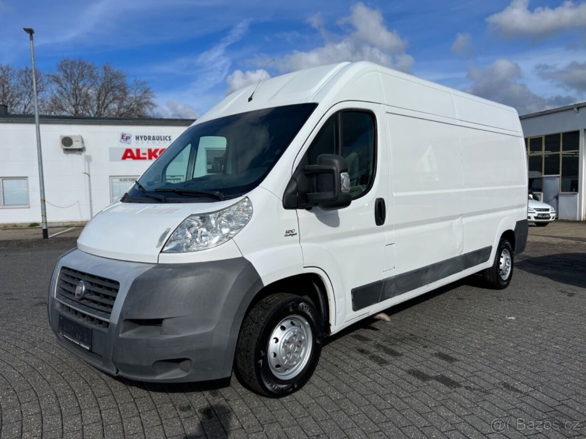 FIAT DUCATO 250 2010 2,3JTD NA NÁHRADNÍ DÍLY DEFEKT MOTOR