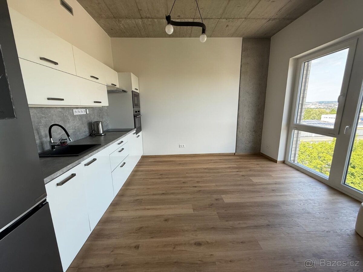 Pronájem bytu 1+kk/ apartment to rent 34 m² Brno, Bohunická