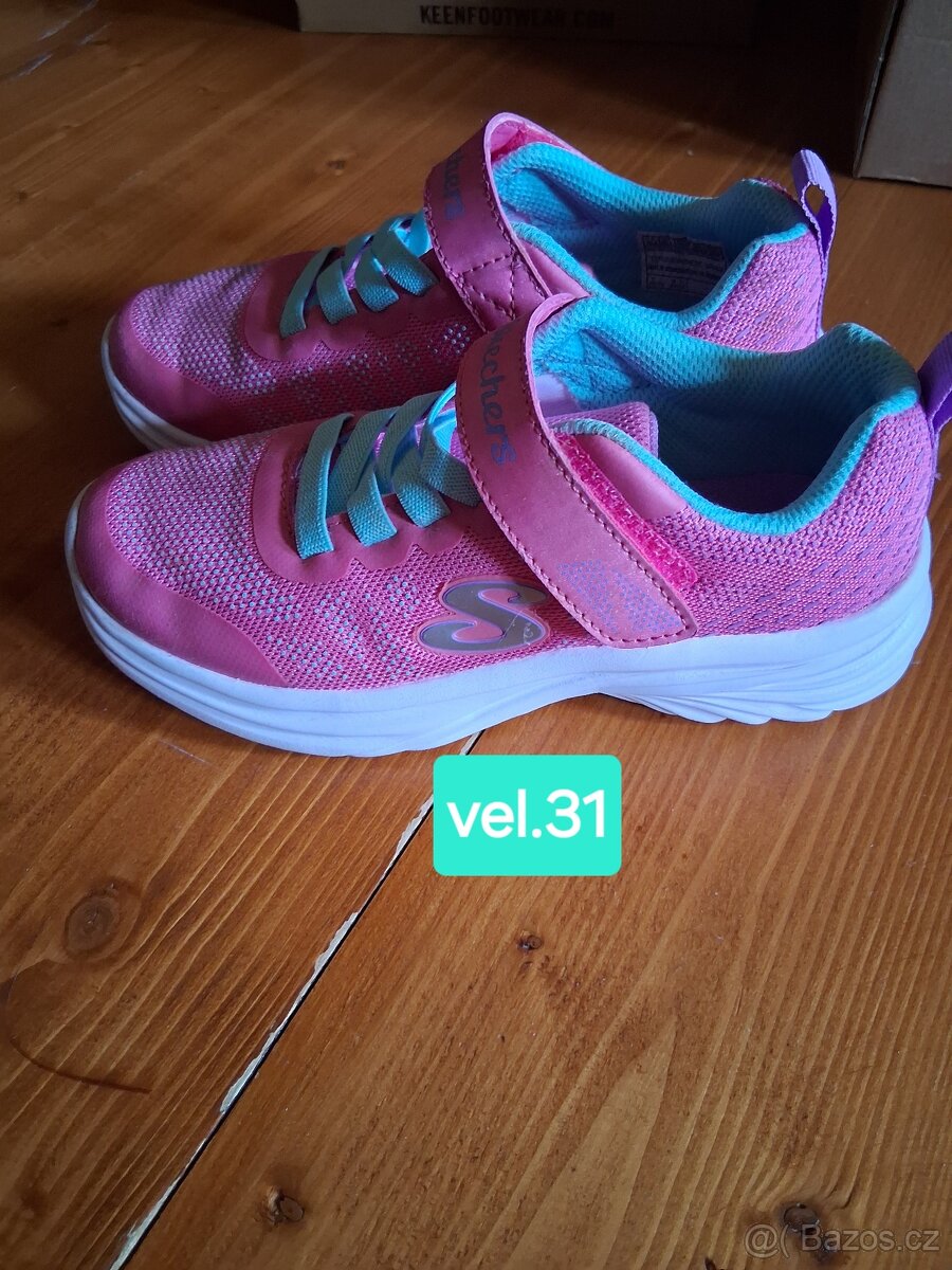 Dívčí boty Skechers,vel.31