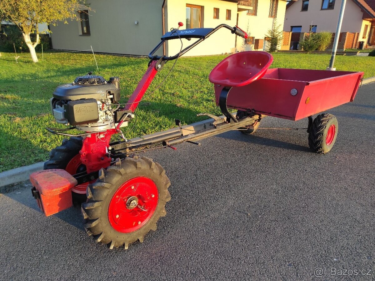 Malotraktor Vari