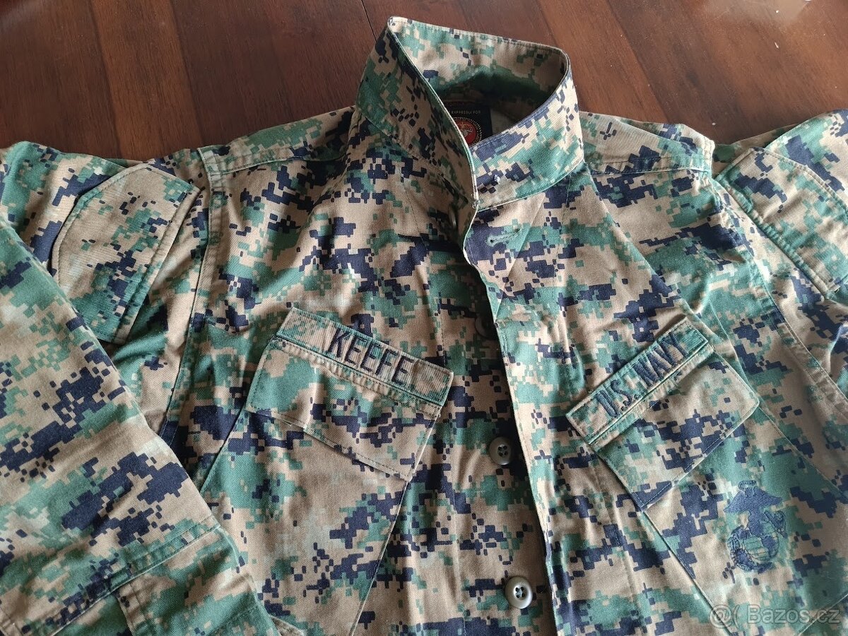 army bunda a svetr