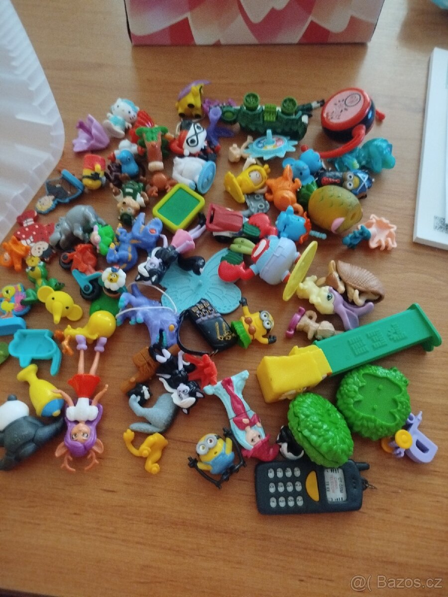 Hračky z kinder vajíček