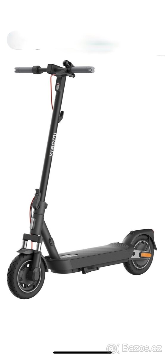 Zánovní Xiaomi scooter 5pro..Jako nová.Zaruka Alza