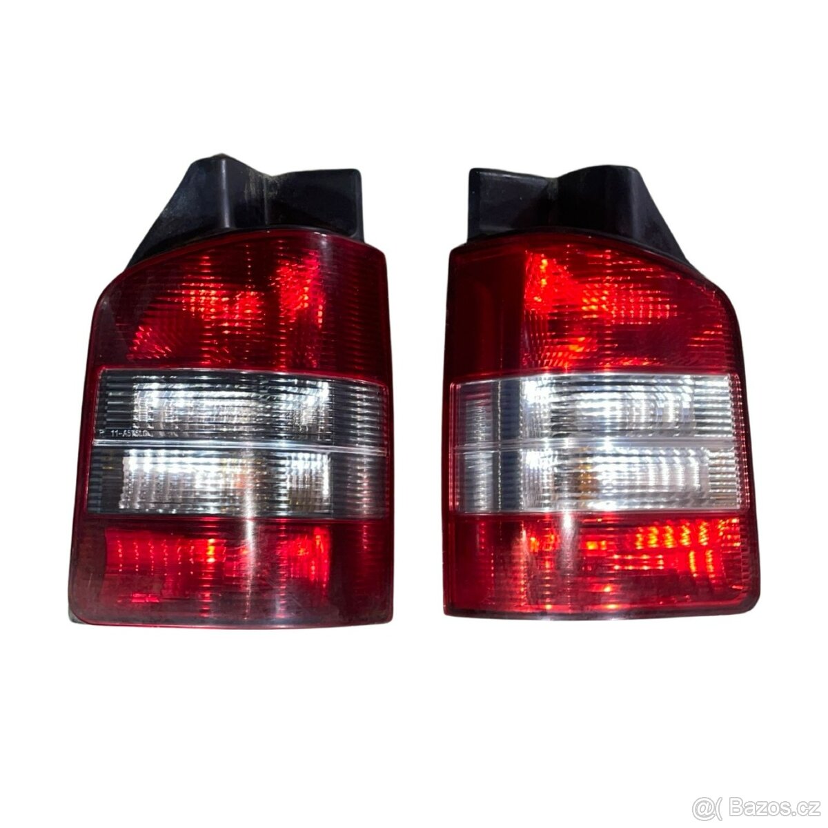 Levé a Pravé zadní světla VW Transporter T5 r.v. 2011