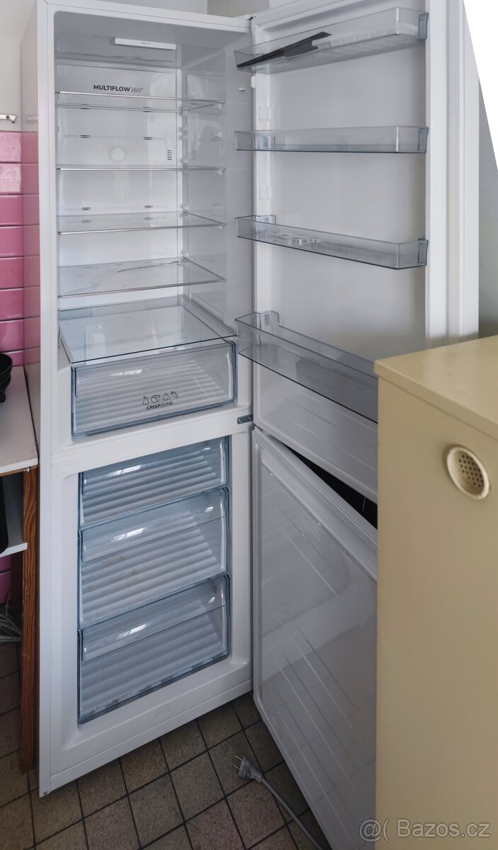 Prodám Lednice GORENJE NRK62CAW4 s mrazničkou. Nepoužívaná j