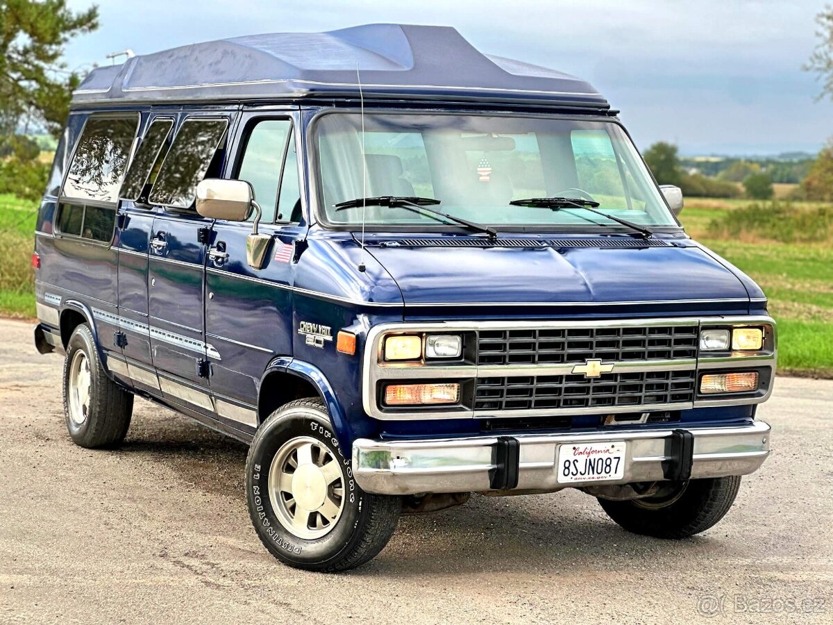 1995 Chevrolet G20 5.7 V8 | Choo Choo Custom