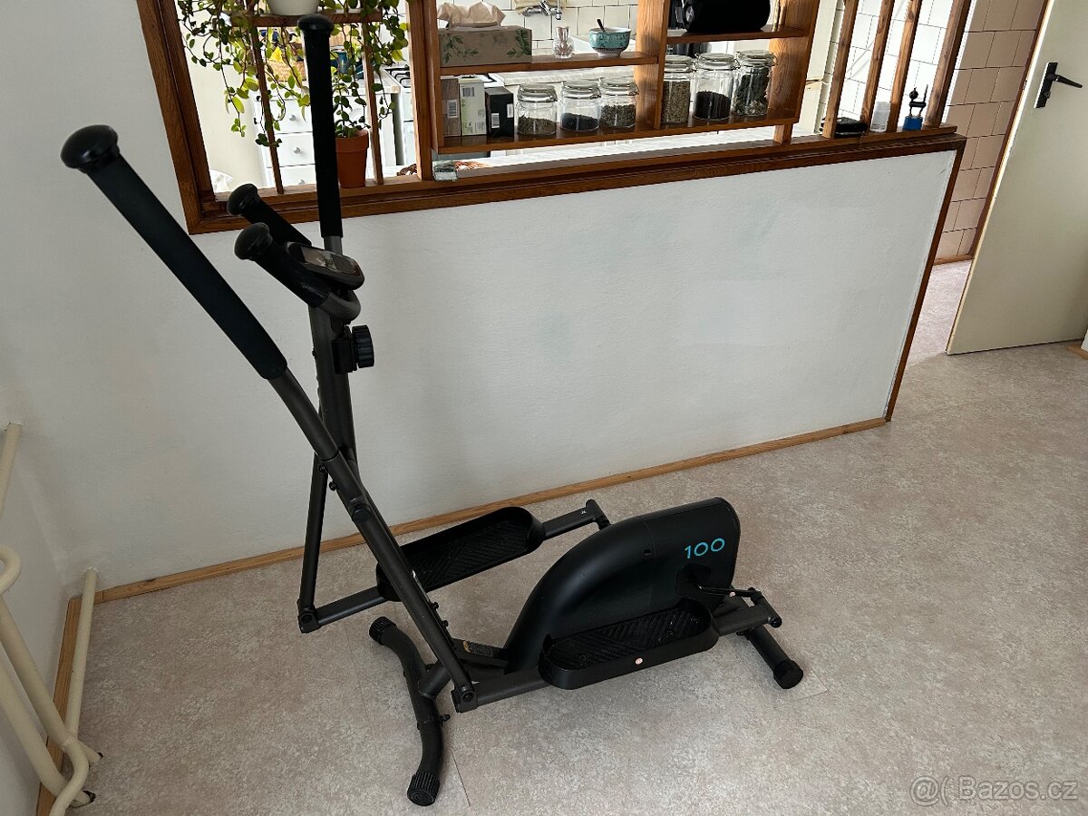 Eliptický trenažér Essentiel 100 - DOMYOS