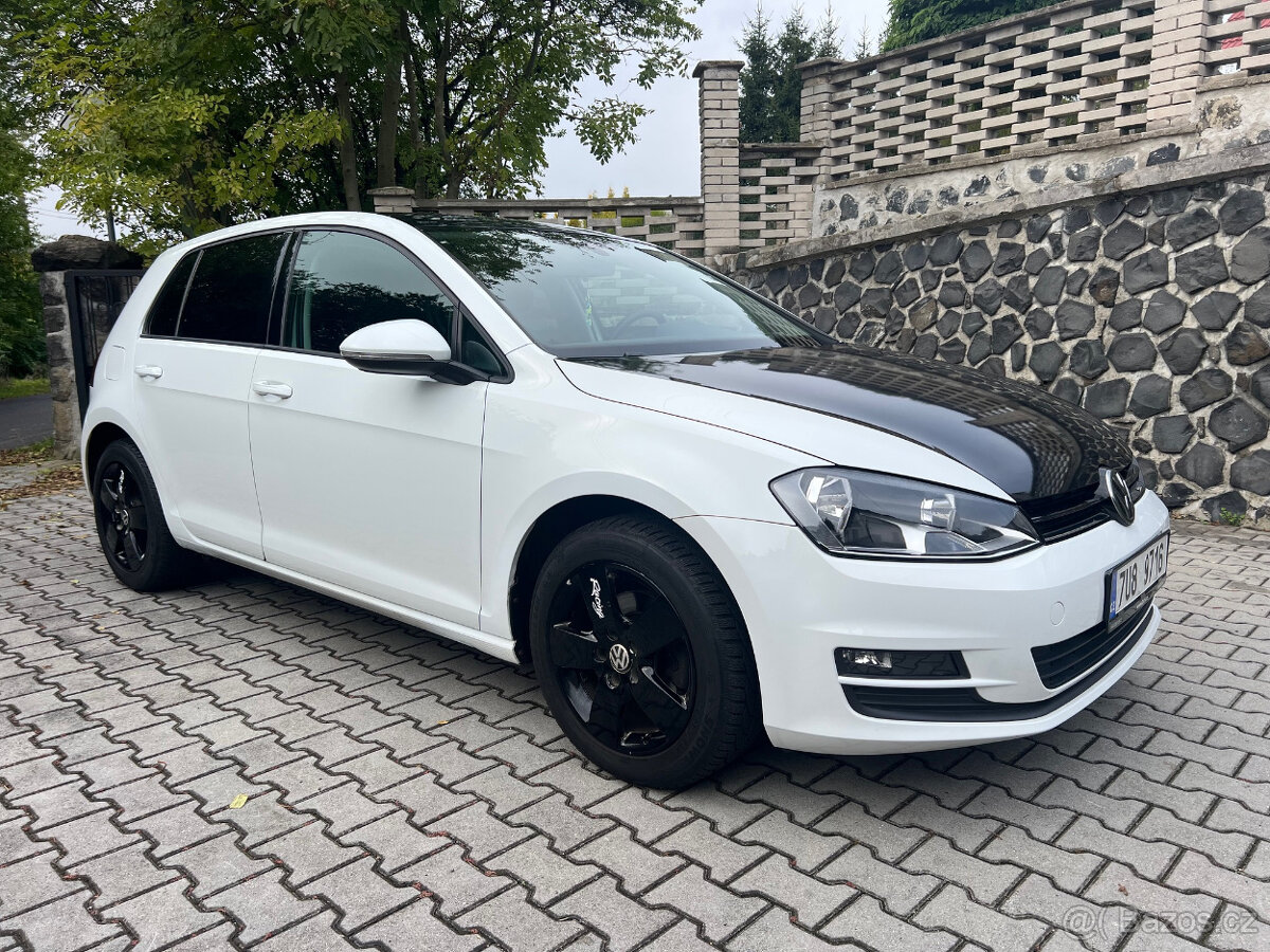 VW GOLF VII 1,2 TSi, 5 dveří