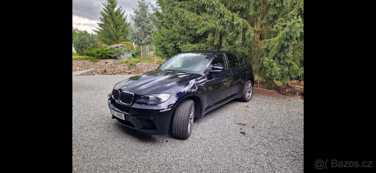 Youngtimer BMW X6M, 555 koní