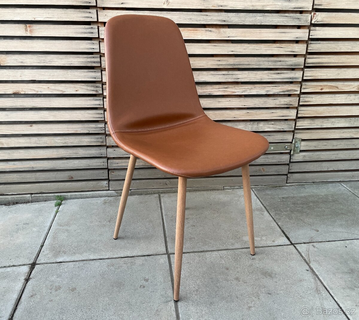 Židle jídelní JYSK JONSTRUP koňaková koženka