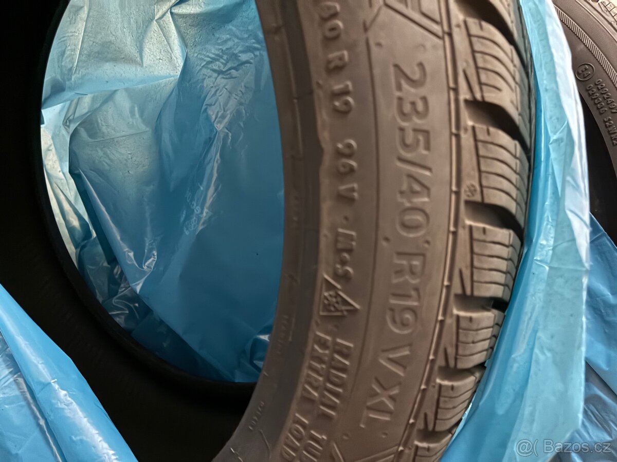 Prodam zimni pneu Barum Polaris R19 235/40 V XL