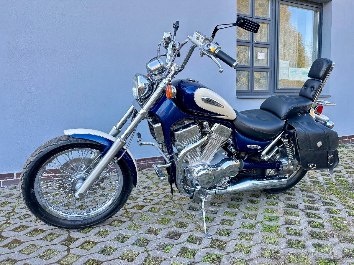 Suzuki vs 1400 Intruder