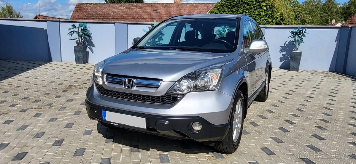 Honda CR-V 2,2 i-CTDi - 103kw. 4WD - 4X4. STK+EM do: 9/2027