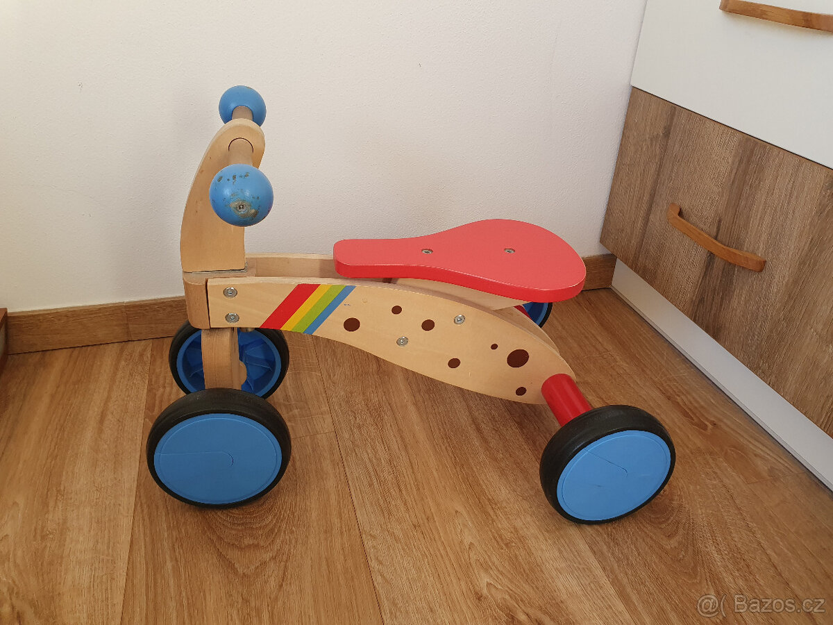 Dřevěné odrážedlo od 1 roku