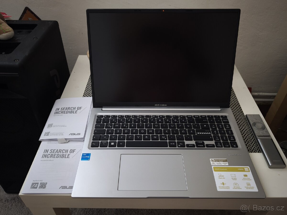 Prodám LAPTOP vivobook16 ASUS ,512/16,inelcore i5
