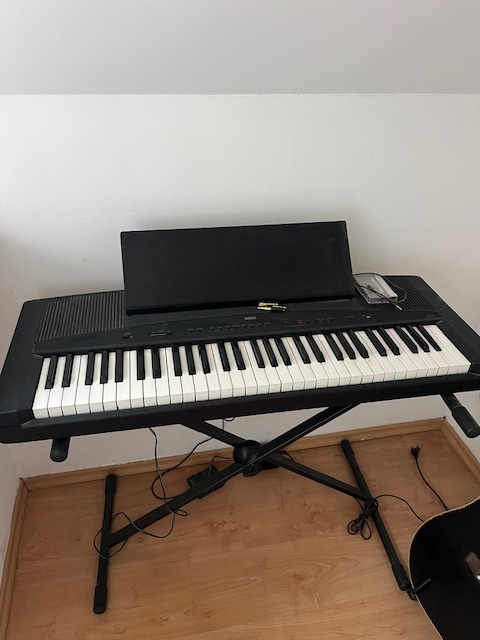 YPP - 35 Klávesy YAMAHA + stojan + obal