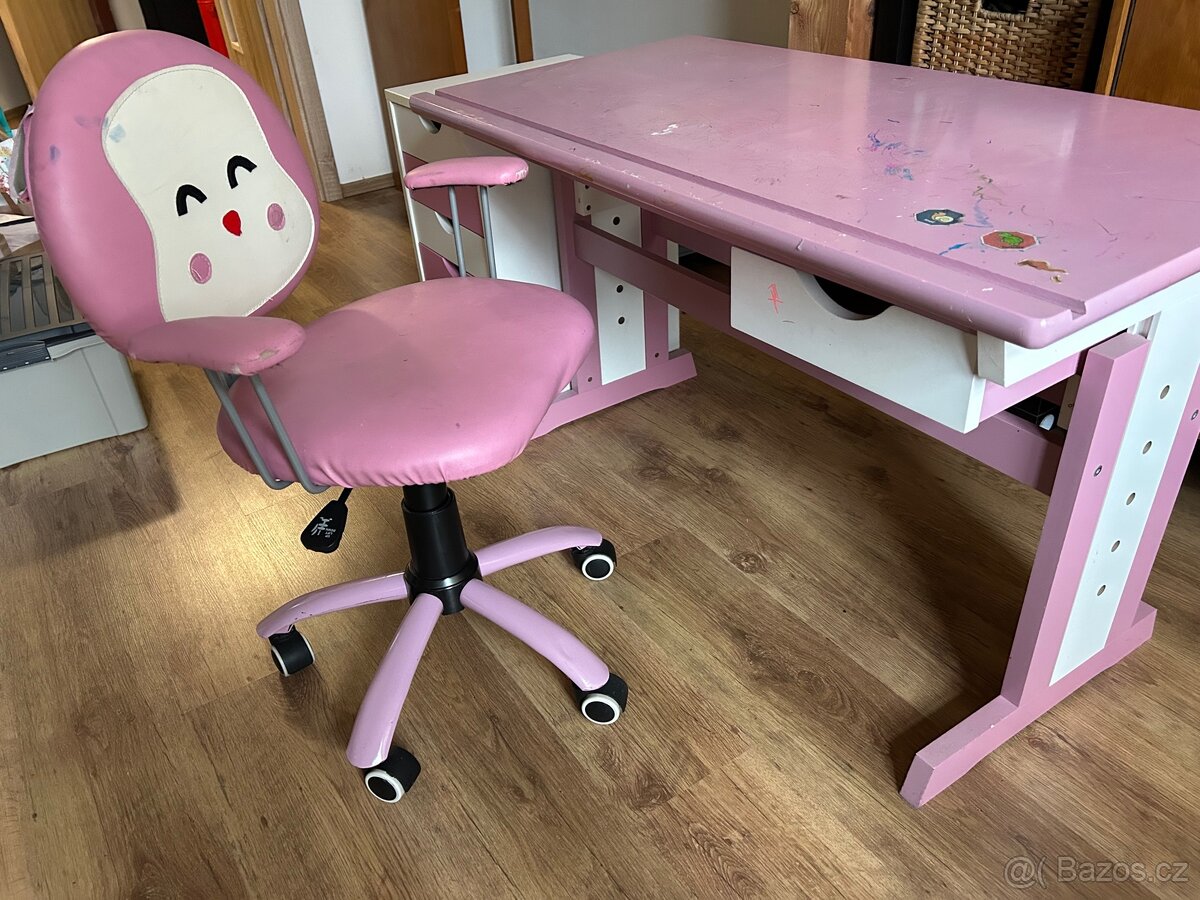 Dětský psací stul