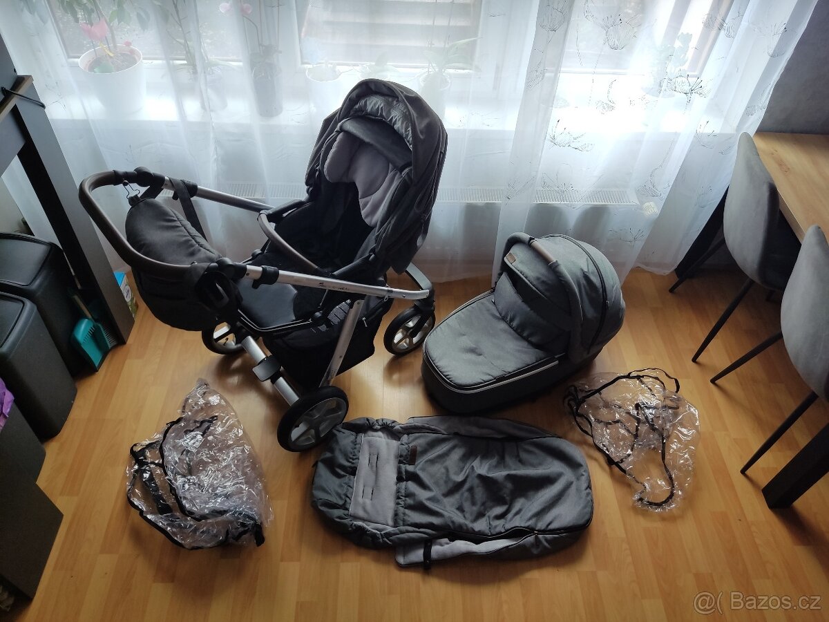 Kočárek dvojkombinace