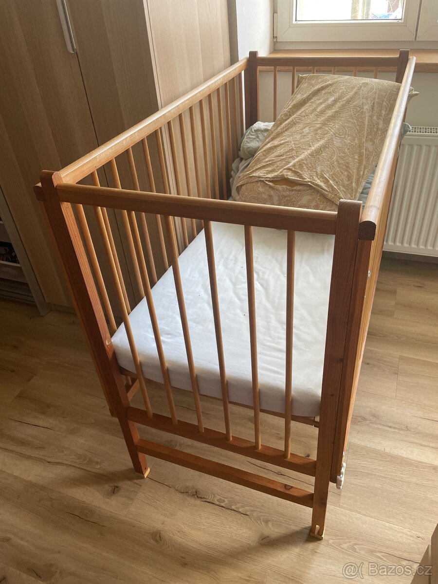 Dětská Postýlka/ Dětská postel