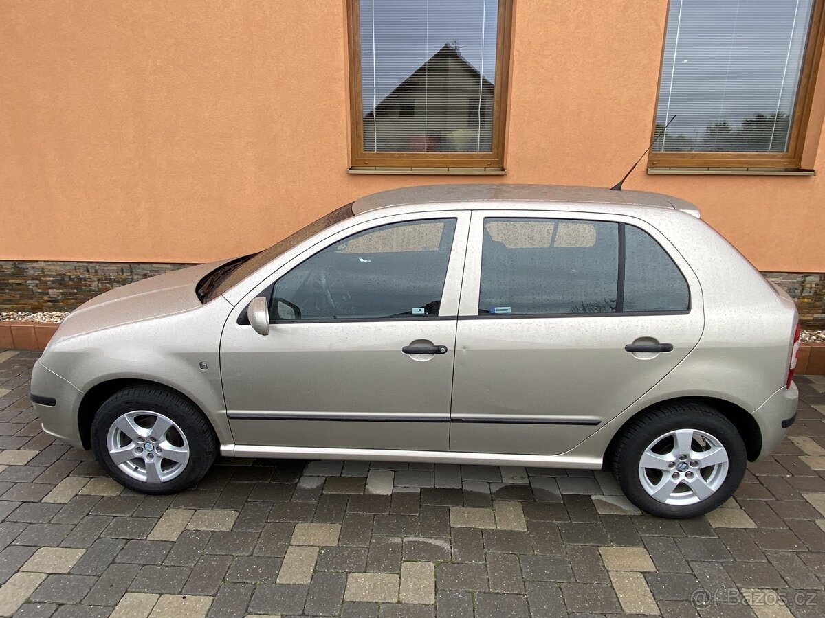 Škoda Fabia 1.2 HTP 12V 47kW Elegance 04/2005