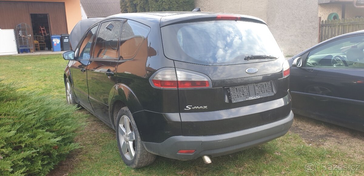 Prodám na ford s-max zadní víko , vrata kufru
