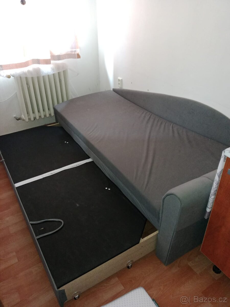 Prodam gauč