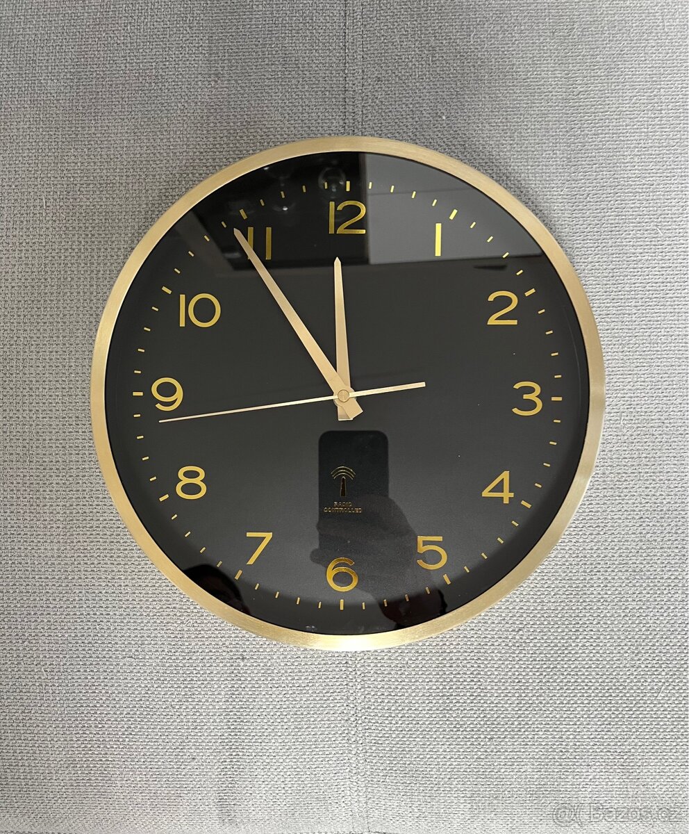 Hodiny Analogové-30cm