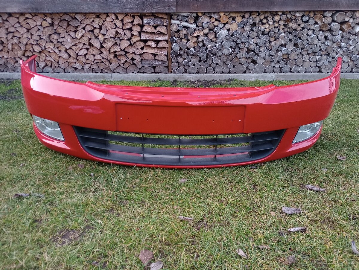 Přední nárazník Octavia II Fl., mlhovky, barva Corrida