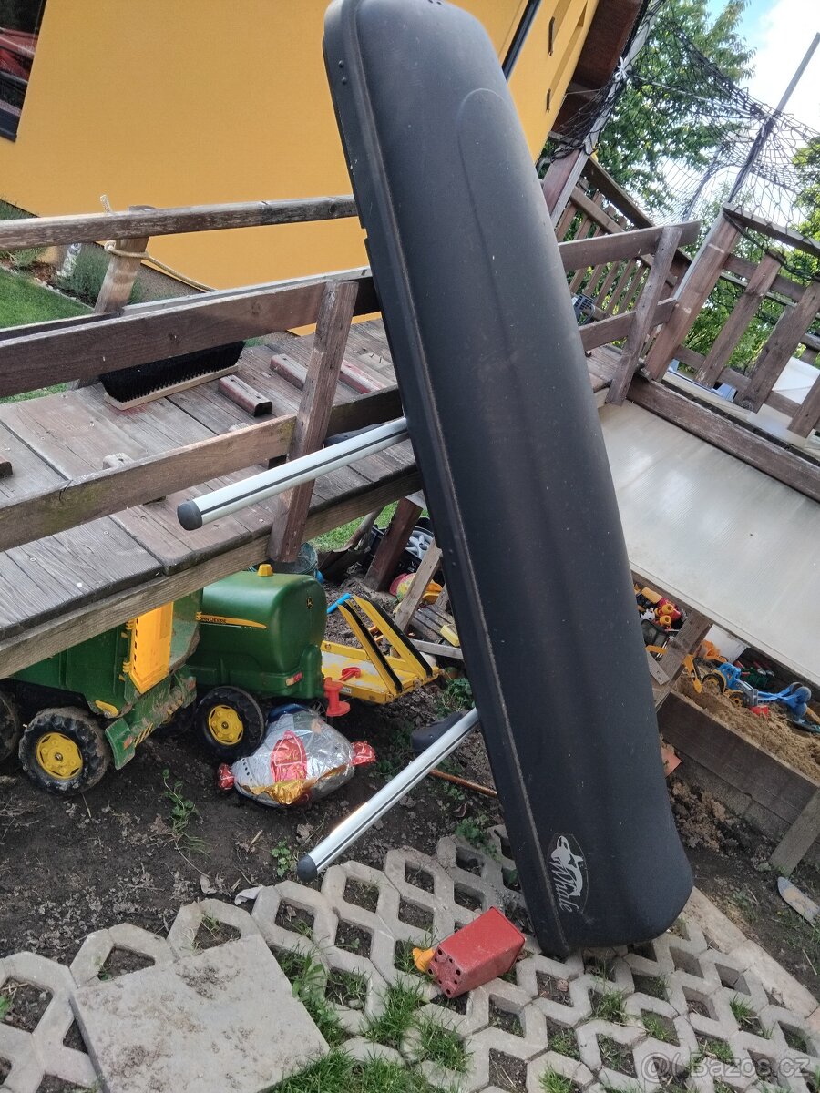 Střešní box Neumann Whale 227