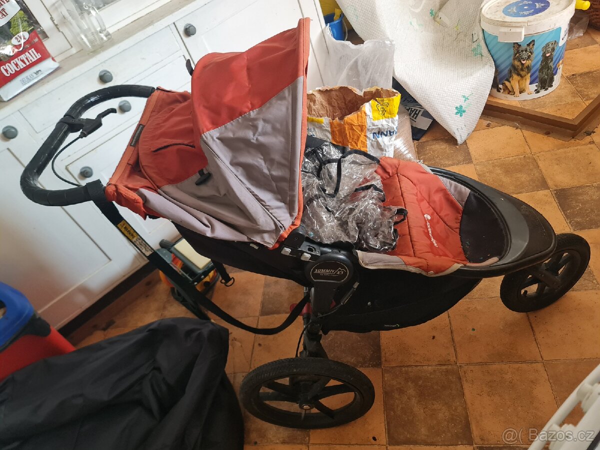 Kočár Baby Jogger summit x3