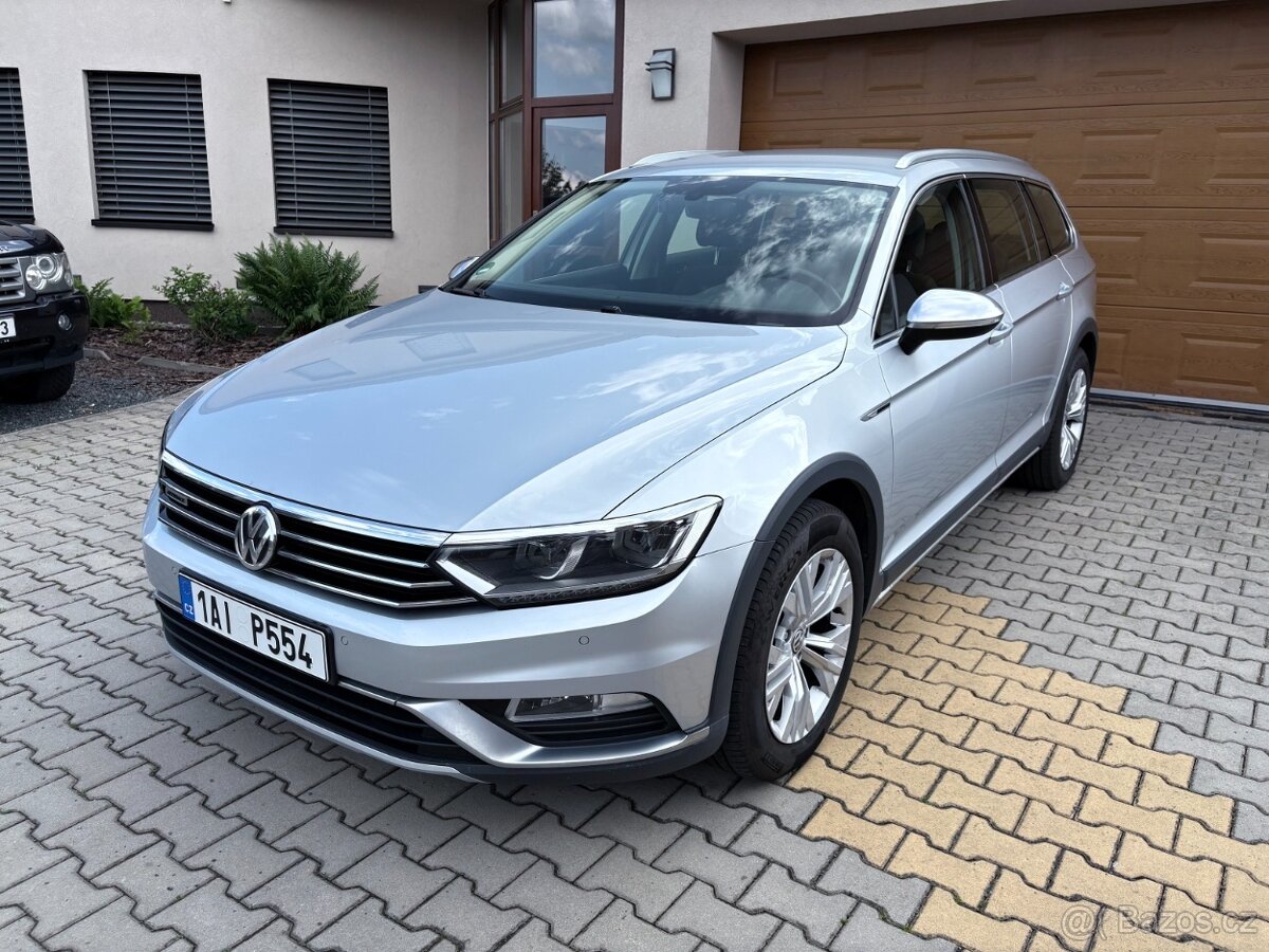 Volkswagen Passat 2.0TDi Alltrack 2016 DPH 4x4 LED manuál