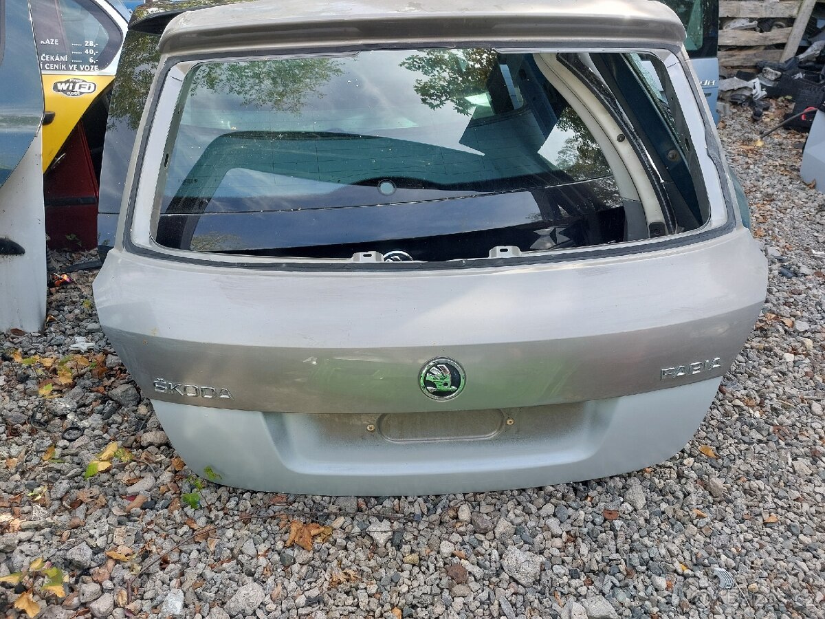 ŠKODA FABIA 3 KOMBI ZADNI DVERE
