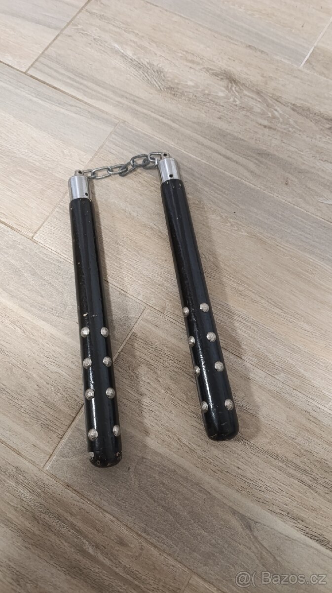 Nunchaky