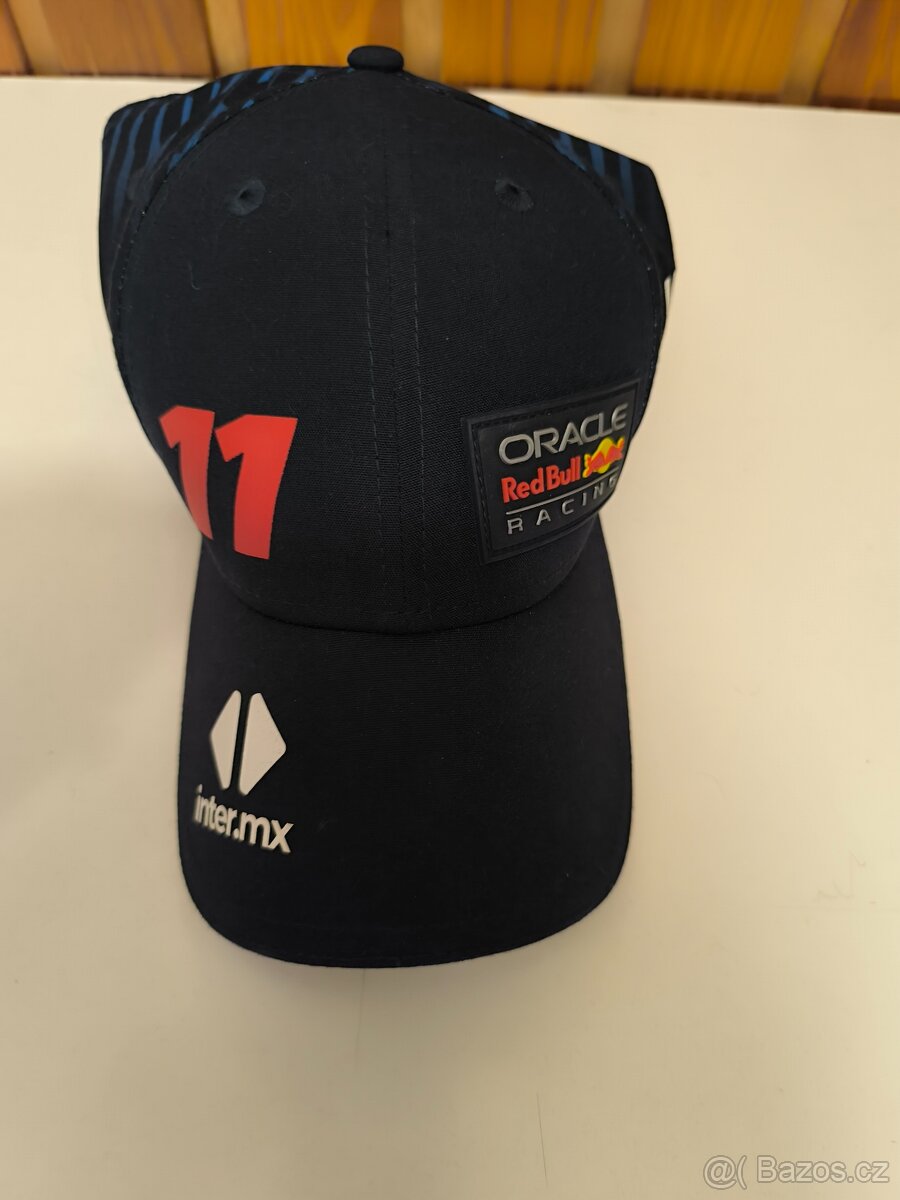 Red Bull Racing, oficiální týmová kšiltovka Sergio Perez