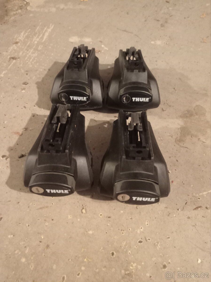 Příčníky THULE WingBar 118 cm + patky 757 (na hagusy)