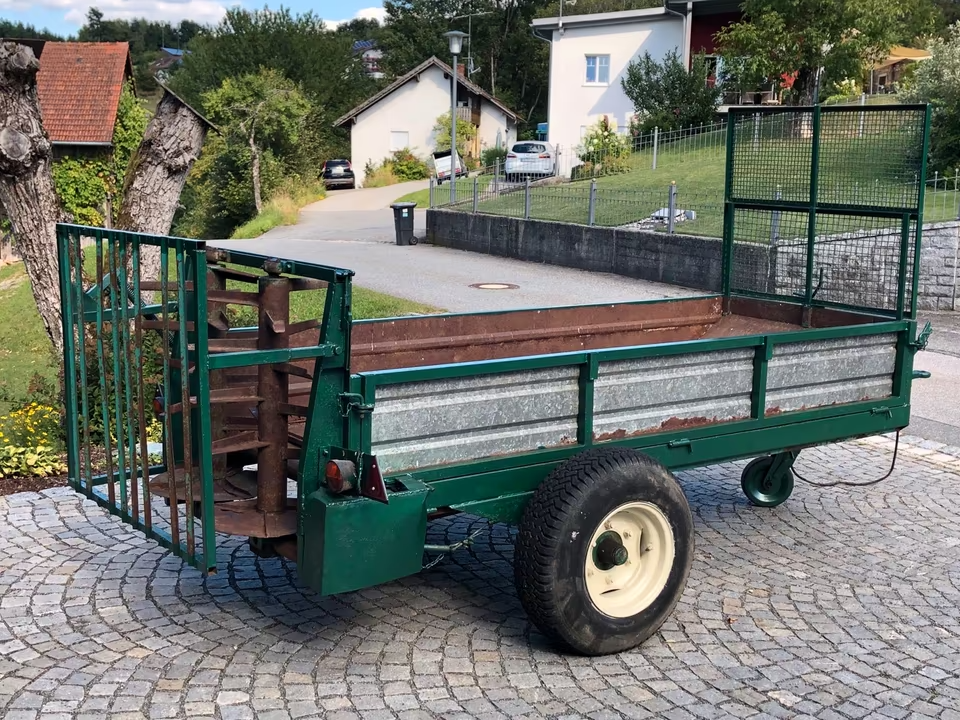 Malé rozmetadlo hnoje