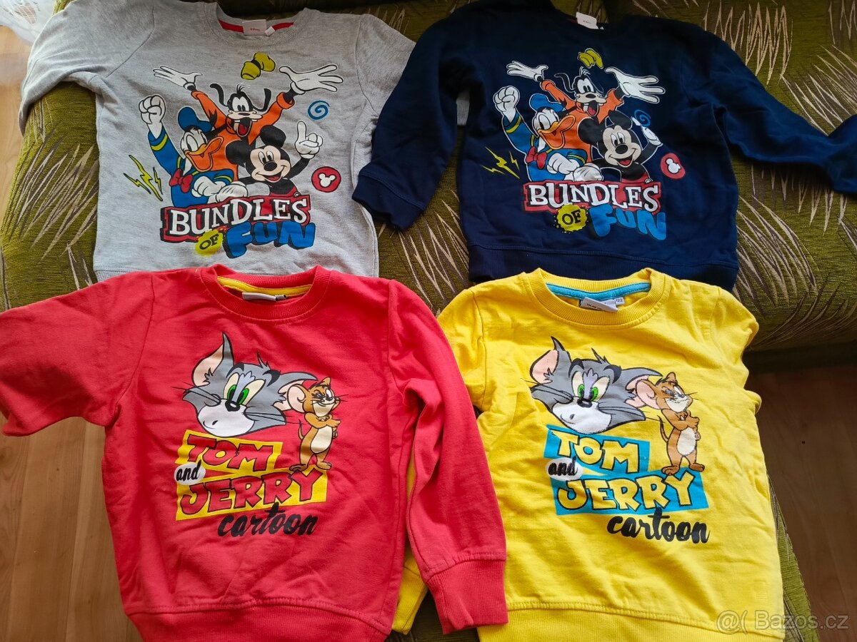 Chlapecké licenční oblečení vel. 122 Disney, Marvel a jiné