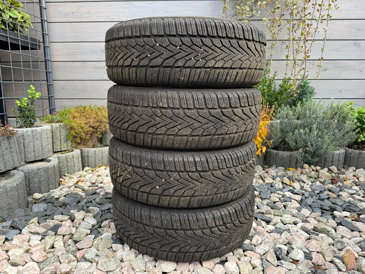 215/65 R17