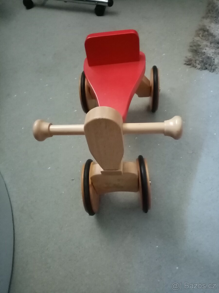 Odražedlo dřevěné