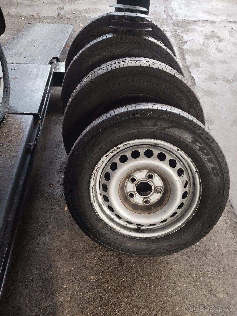 Plechová kola 5x120 r16